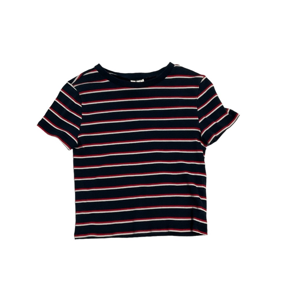 cropped tee